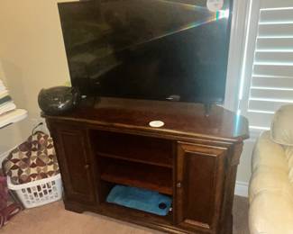 CORNER ANGLED TV STAND & ANOTHER VIZIO TV!