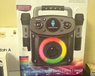 SINGING MACHINE KAROKE