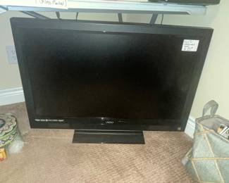 GUESS WHAT? ANOTHER VIZIO TV!