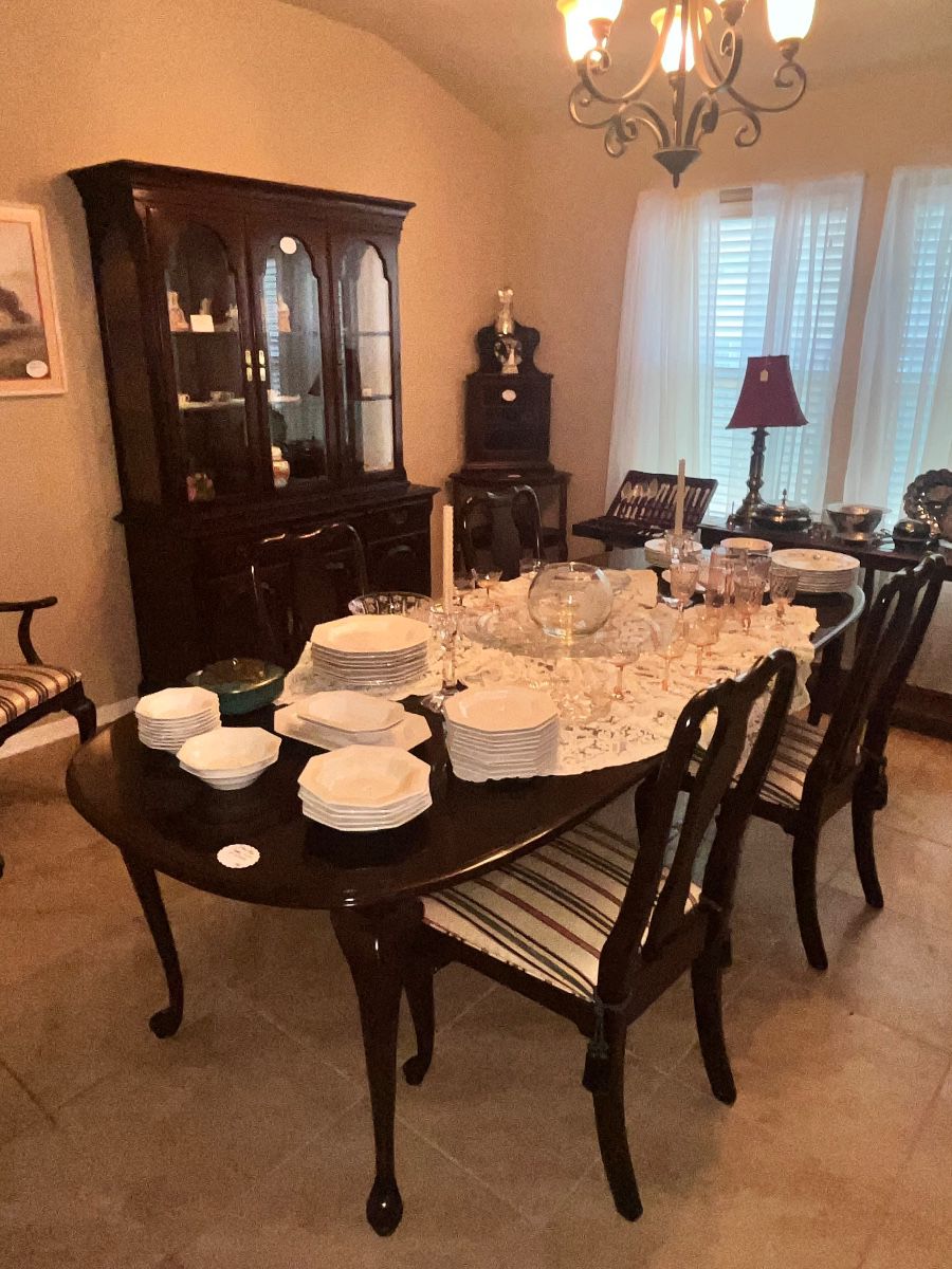 ETHAN ALLEN CHERRY DINING ROOM