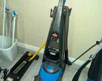 BISSELL PRO HEAT CLEANER