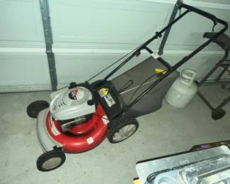 EXCELLENT HUSKEE PUSH MOWER
