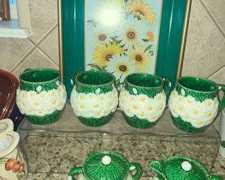 HALDON GROUP DAISY PATTERN CUPS, SUGAR & CREAMER