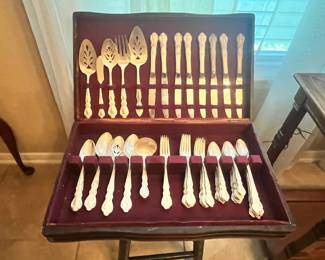 SET OF WM. ROGERS SILVERWARE & CASE