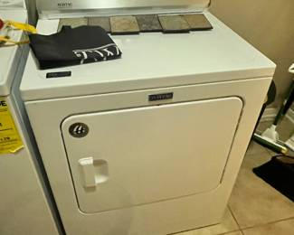 GREAT MAYTAG DRYER
