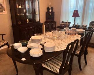 FABULOUS ETHAN ALLEN FORMAL CHERRY DINING SET