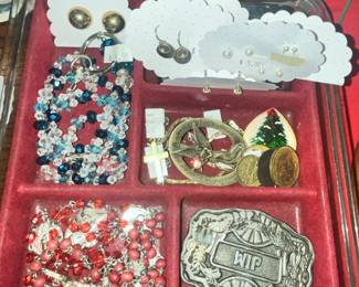 JEWELRY & ROSARY BEADS