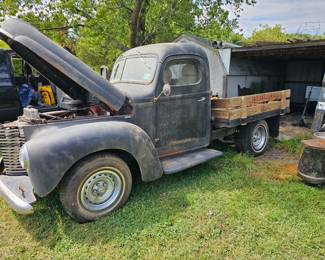 auctioncompanykc.com