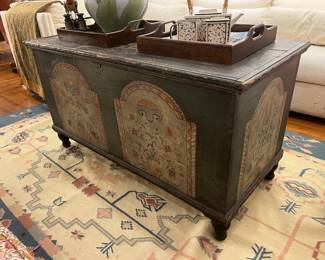 Vintage Hand-Painted Storage Trunk Coffee Table – Rustic Folk Art Wooden Blanket Chest.