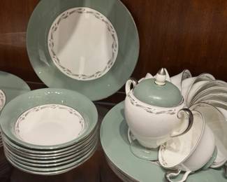 Vintage Wedgwood China Dinnerware Set – Sage Green & White Porcelain Plates and Teapot, Made in England