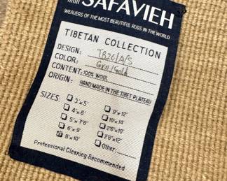 Contemporary Geometric Area Rug – Neutral Designer Dining Room Carpet