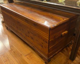 Large Vintage Cedar Blanket Chest on Casters – Solid Wood Hope Chest Storage Trunk.