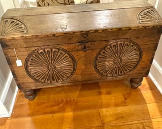 Hand-Carved Wooden Blanket Chest with Sunburst Rosette Panels – Rustic European Storage Trunk