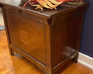 Antique Chinese Wooden Storage Chest with Longevity Symbol – Traditional Oriental Blanket Trunk.