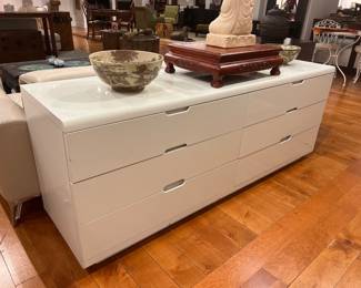 Modern White Lacquer 6-Drawer Low Dresser / Media Console with Minimalist Recessed Pulls.