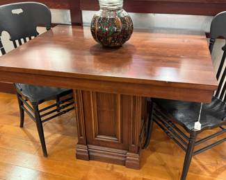 Traditional Pedestal Dining Table with Solid Wood Base – Classic Rectangular Dining Room Table