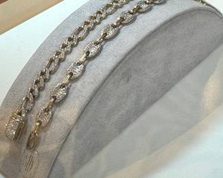 Diamond Link Bracelet – Modern Oval Pavé Diamond Designer Chain Bracelet