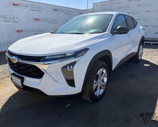 160  2024 Chevrolet Trax LOW MILES 