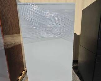 7314  Metal Storage Locker 