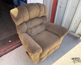 8002  Lazyboy ReclinerRocker Mahogany Finish 