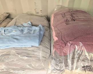 4546  Unisex Short Sleeve TShirts Size Small 