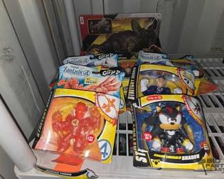 4506  Fantastic 4 Goo Jit Zu Marvel Action Figures  Jurassic World Gigantic Trashers Eotriceratops Action Figure 