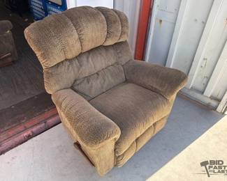8000  Lazyboy ReclinerRocker Mahogany Finish 