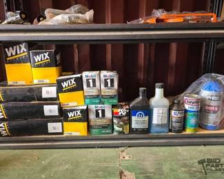 6062  Wix Filters, Mobil 1 Extended Performance, KN Pro Series Oil Filter, Mopar Hydraulic Fluid, Windshield Washer Concentrate, Mopar Brake and Clutch Fluid, Wynns Concentrated KwikKool, Dot 4 Brake Fluid 