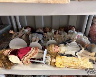 7586  Porcelain Dolls 