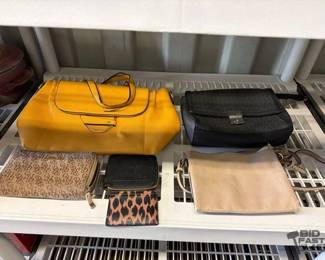 8022  3 Purses and 3 Wallets 