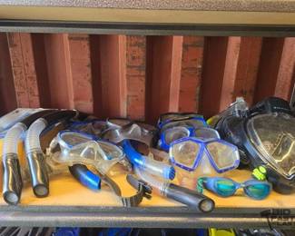 6044  ScubaSnorkeling Masks and Dry Snorkels 