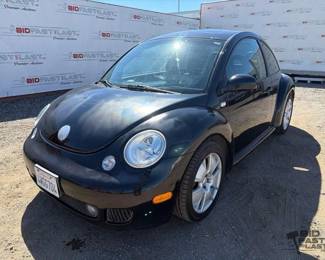 330  2002 Volkswagen Beetle 