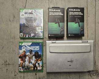 7522  Mintek DVD Player, Skullcandy Earbuds  Xbox Video Games 