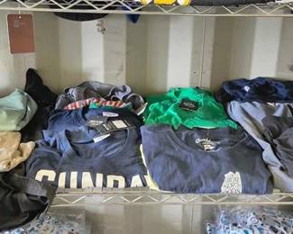 4042  Womens Apparel 