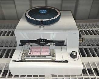 8008  Yaufey Embossing Machine 