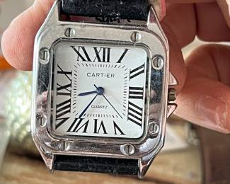 Cartier tank faux