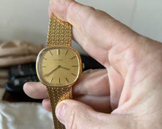 Juvenia gold men’s watch