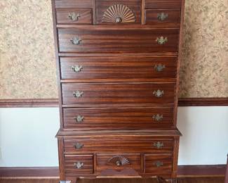 Hovey Mahogany Chippendale / Colonial Revival Highboy Chest on Chest - (38"W x 20"D x 68"H)