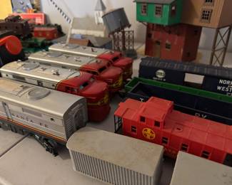 Vintage Lionel Sante Fe Diesel Model Train Engines and Cars