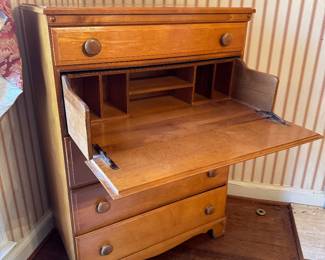 Maple 5 Drawer Drop Down Hide-A-Desk Dresser (32"W x 19"D x 45-1/2"H)