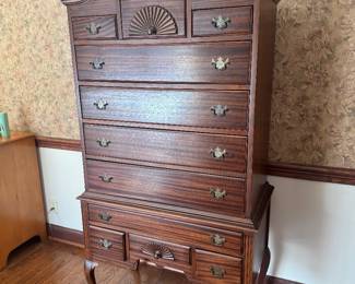 Hovey Mahogany Chippendale / Colonial Revival Highboy Chest on Chest - (38"W x 20"D x 68"H)