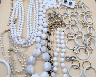 white pearl estate jewelry