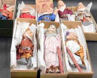 Snow White marionette dolls