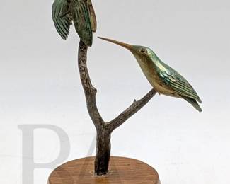 hummingbird figure