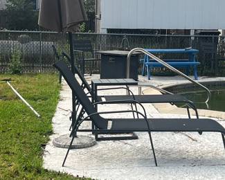 pool furniture