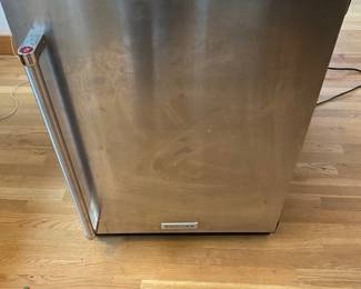 111  b5c52fc8a3614d0bb5528bd3de6921fa