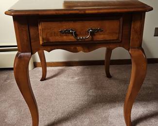 Ethan Allen Country French End Table
