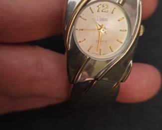 Vivani Womens Bangle Watch