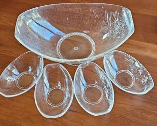 Plastic Textured Glass Serving Bowl and Dishes Set