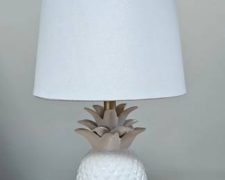 Pineapple Ceramic Table Lamp